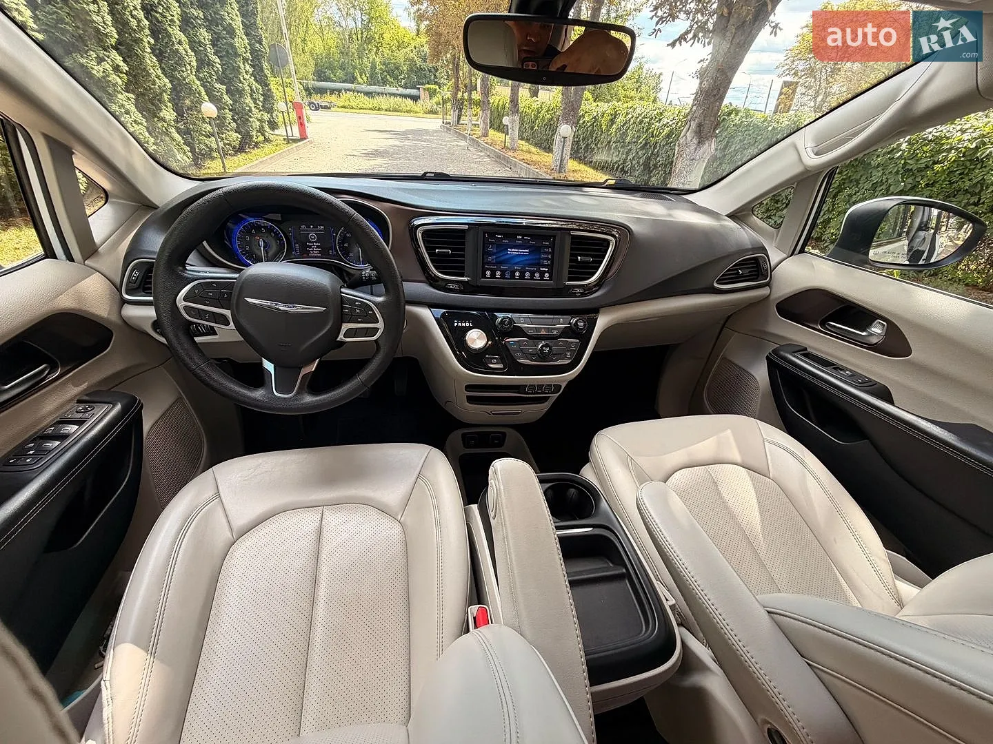 2020 Chrysler Voyager - мініатюра 53