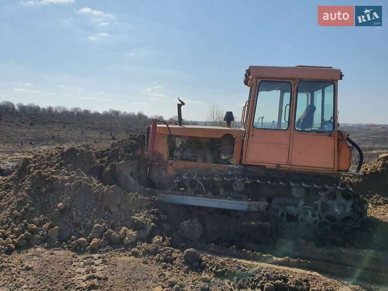 Бульдозер ЧТЗ БТС 1993 в Львове