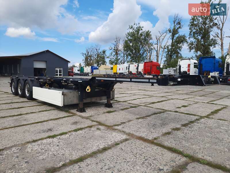 Контейнеровоз полуприцеп CIMC SilverGreen SG 03 2016 в Жовкве