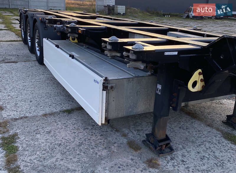 Контейнеровоз напівпричіп CIMC SilverGreen SG 03 2016 в Жовкві