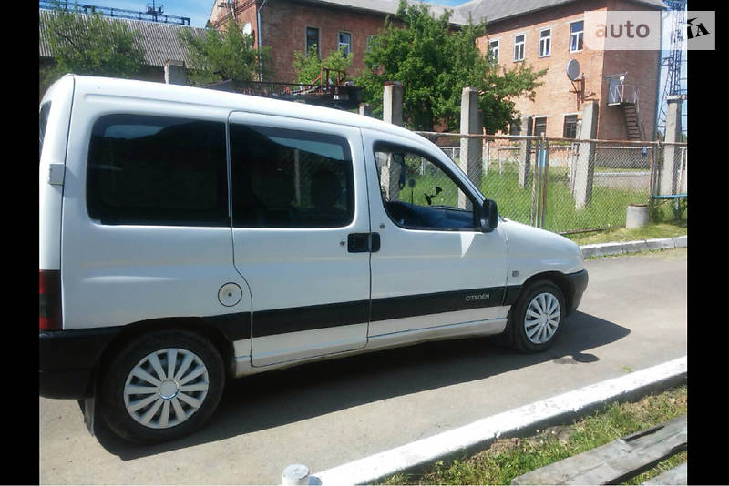 Citroen Berlingo пасс. 2002 года