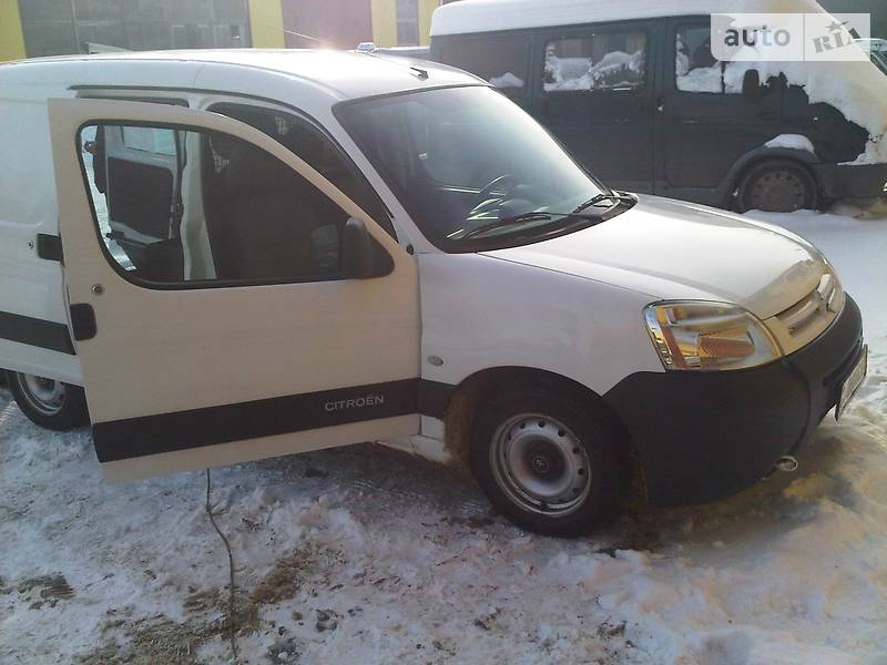 Грузопассажирский фургон Citroen Berlingo 2005 в Львове