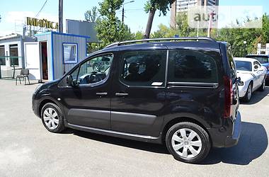 Вантажопасажирський фургон Citroen Berlingo 2013 в Києві