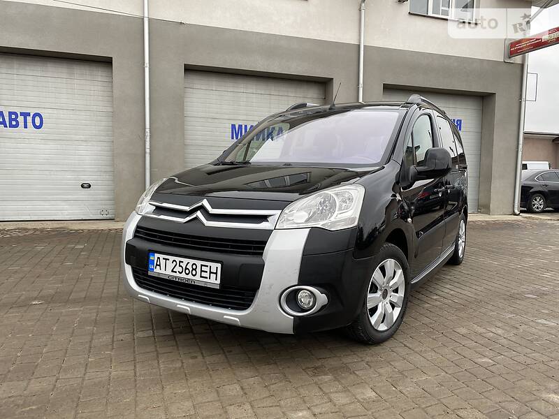 Універсал Citroen Berlingo 2010 в Коломиї