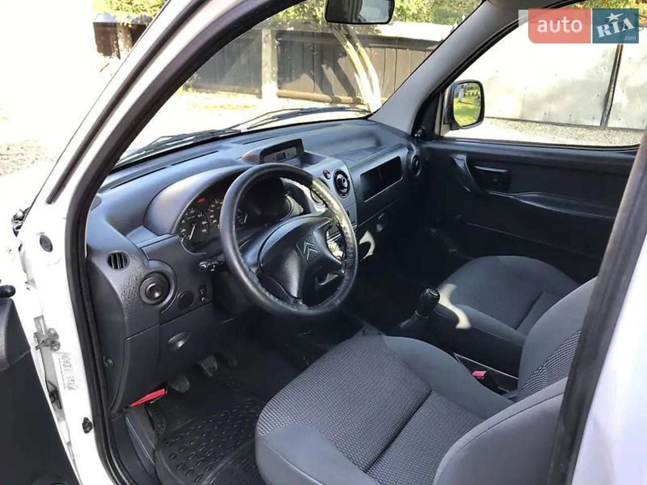2010 Citroen Berlingo - мініатюра 25