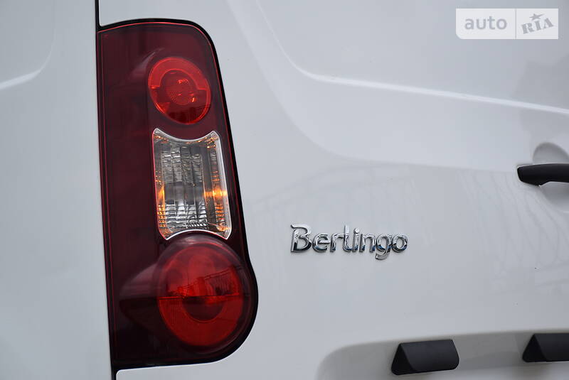 Вантажопасажирський фургон Citroen Berlingo 2015 в Дрогобичі