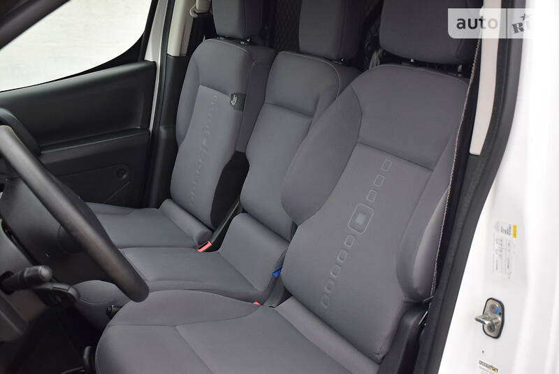Вантажопасажирський фургон Citroen Berlingo 2015 в Дрогобичі