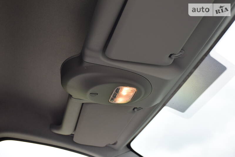 Вантажопасажирський фургон Citroen Berlingo 2015 в Дрогобичі