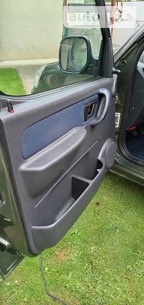 Вантажопасажирський фургон Citroen Berlingo 2005 в Коломиї