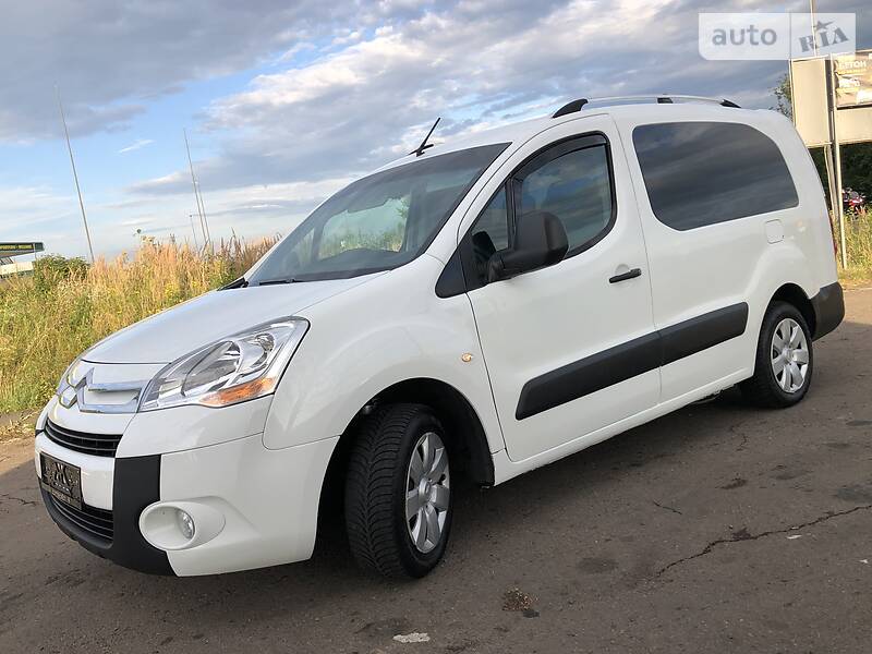 Вантажопасажирський фургон Citroen Berlingo 2011 в Дрогобичі