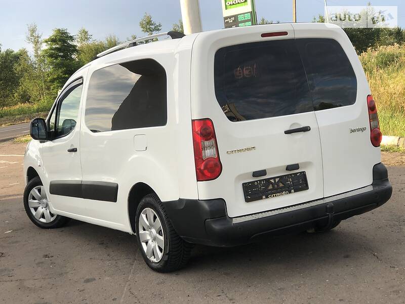 Вантажопасажирський фургон Citroen Berlingo 2011 в Дрогобичі