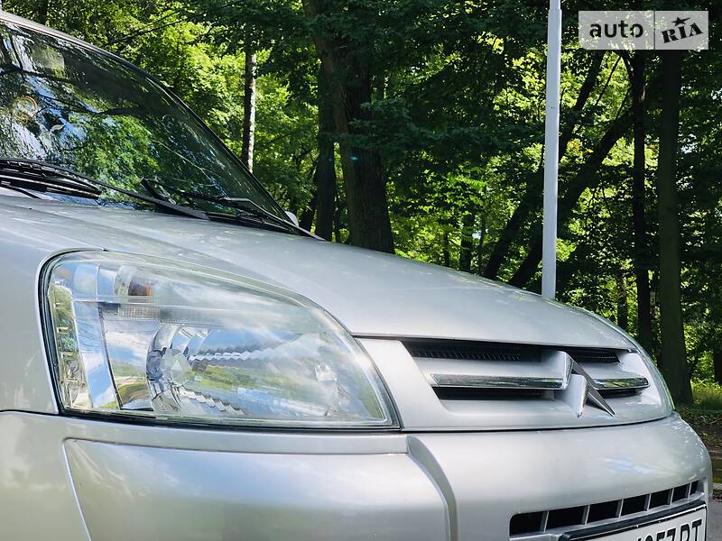 Мінівен Citroen Berlingo 2006 в Чернівцях