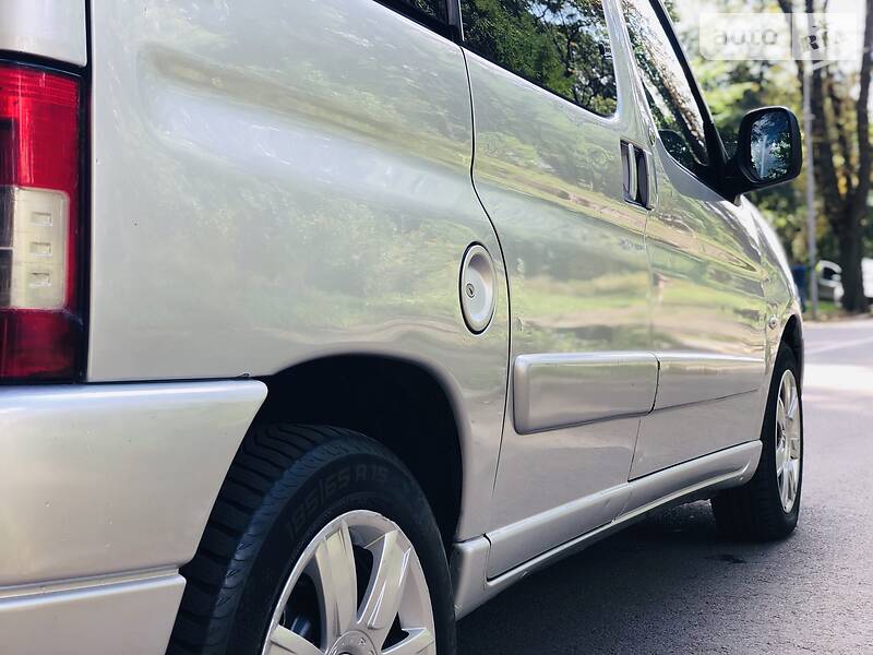 Мінівен Citroen Berlingo 2006 в Чернівцях