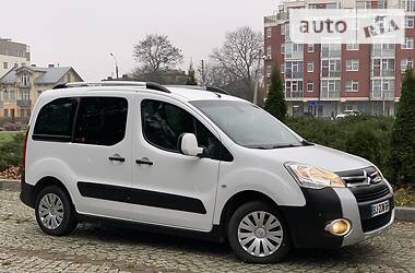 Грузопассажирский фургон Citroen Berlingo 2011 в Львове