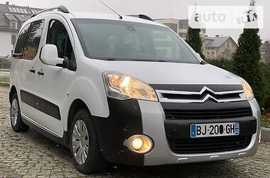 Грузопассажирский фургон Citroen Berlingo 2011 в Львове