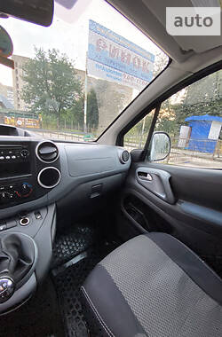 Універсал Citroen Berlingo 2011 в Володимирці