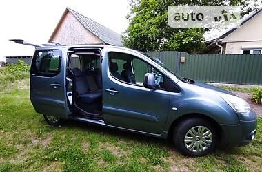 Універсал Citroen Berlingo 2010 в Черкасах