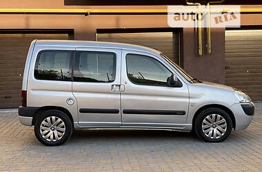 Універсал Citroen Berlingo 2004 в 