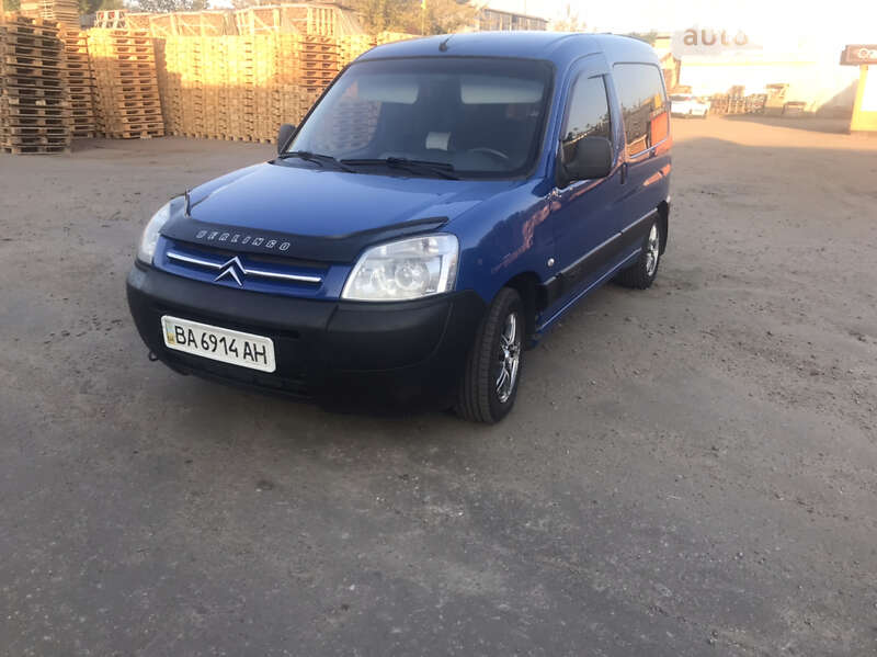Минивэн Citroen Berlingo 2008 в Киеве