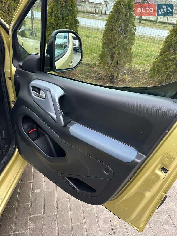 Минивэн Citroen Berlingo 2008 в Городке