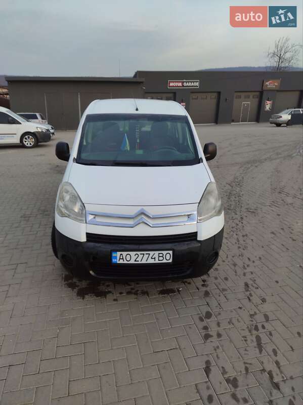 Мінівен Citroen Berlingo 2011 в Ужгороді