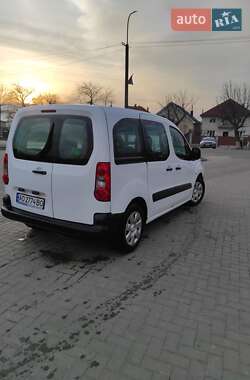 Минивэн Citroen Berlingo 2011 в 