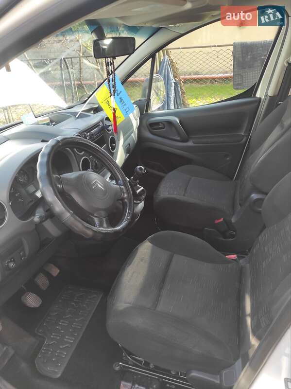 Мінівен Citroen Berlingo 2011 в Ужгороді