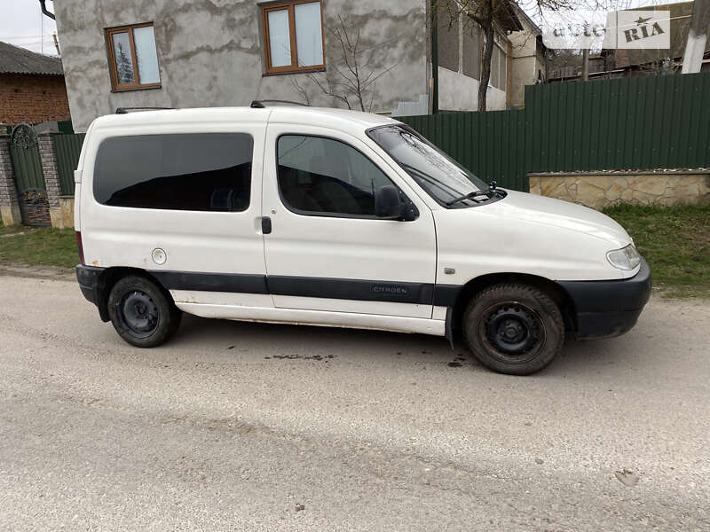 Минивэн Citroen Berlingo 2000 в Зборове