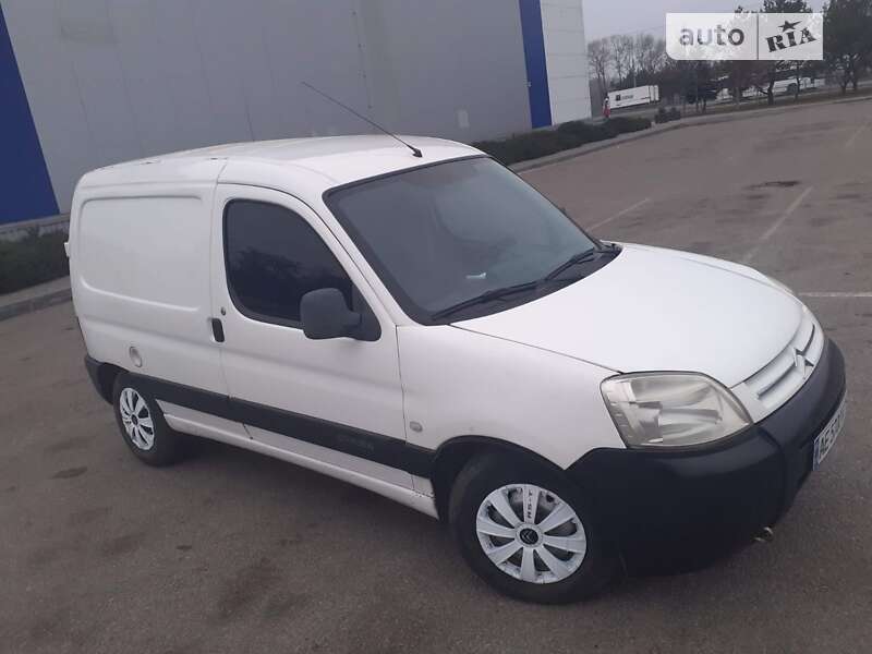 Грузовой фургон Citroen Berlingo 2004 в 