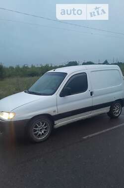 Вантажний фургон Citroen Berlingo 2002 в Стрию