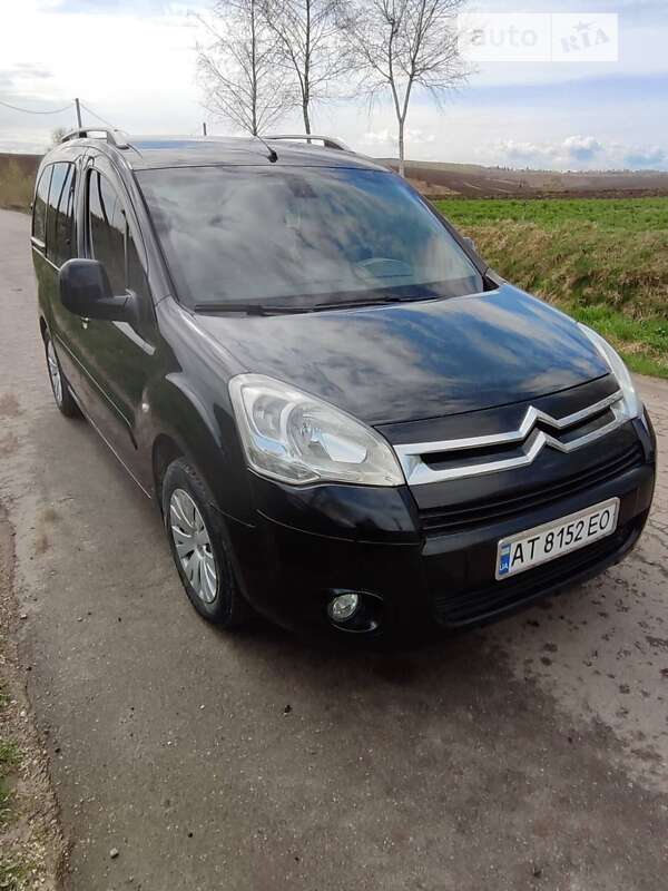 Минивэн Citroen Berlingo 2010 в Ивано-Франковске