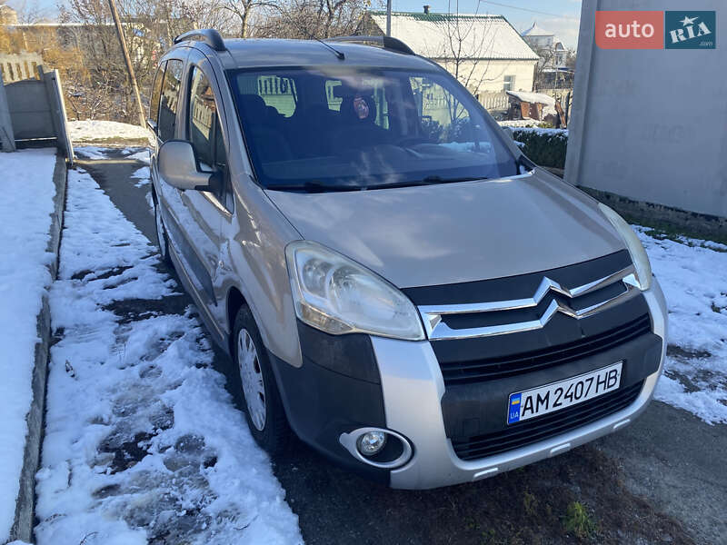 Минивэн Citroen Berlingo 2010 в Малине