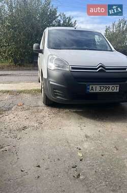 Вантажний фургон Citroen Berlingo 2016 в Макарові