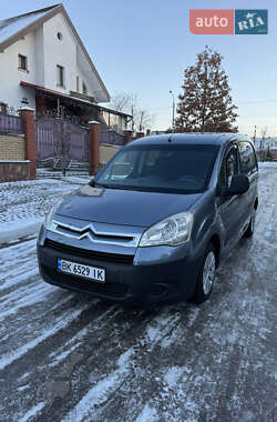 Вантажний фургон Citroen Berlingo 2010 в Рівному