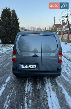 Вантажний фургон Citroen Berlingo 2010 в Рівному