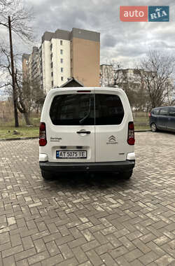 Минивэн Citroen Berlingo 2016 в Калуше