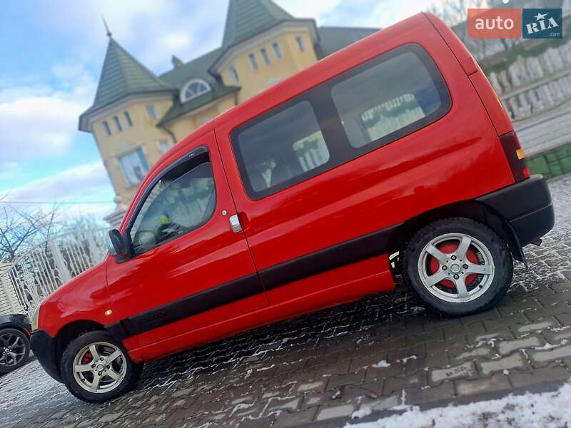 Мінівен Citroen Berlingo 2004 в Чернівцях