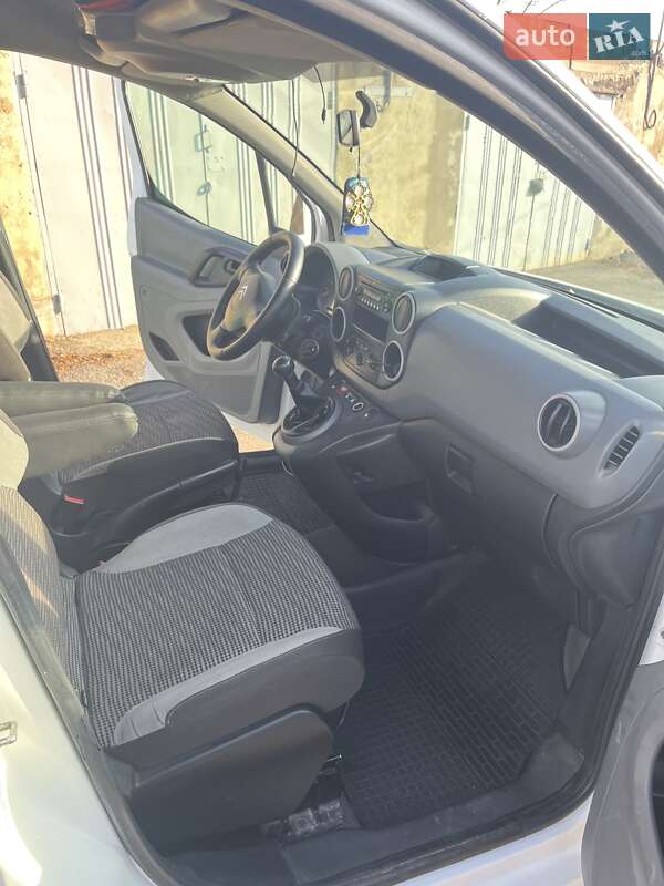 Минивэн Citroen Berlingo 2011 в Краснограде