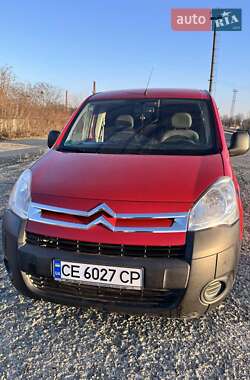 Вантажний фургон Citroen Berlingo 2011 в Чернівцях