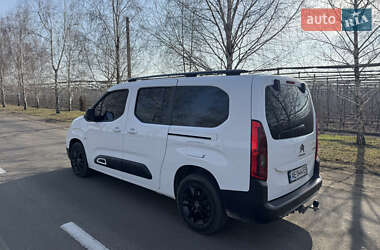 Минивэн Citroen Berlingo 2022 в 