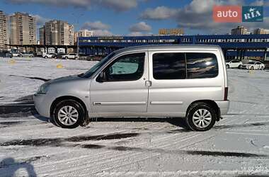 Грузопассажирский фургон Citroen Berlingo 2005 в 