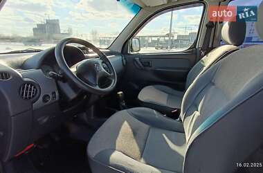 Грузопассажирский фургон Citroen Berlingo 2005 в 