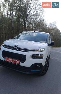 Мінівен Citroen Berlingo 2022 в 