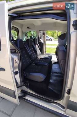 Минивэн Citroen Berlingo 2011 в 