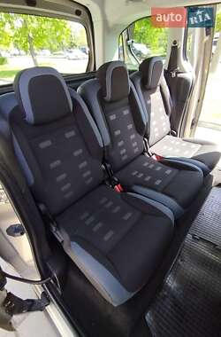 Минивэн Citroen Berlingo 2011 в 