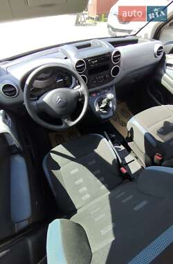 Минивэн Citroen Berlingo 2011 в 