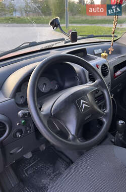 Минивэн Citroen Berlingo 2011 в 