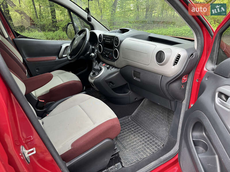Минивэн Citroen Berlingo 2009 в Долине