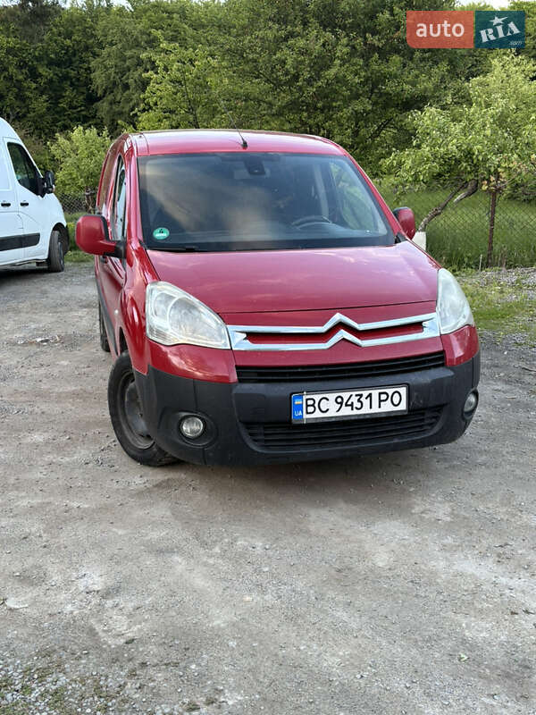 Грузовой фургон Citroen Berlingo 2011 в Львове