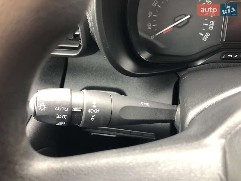 Вантажний фургон Citroen Berlingo 2022 в Рівному